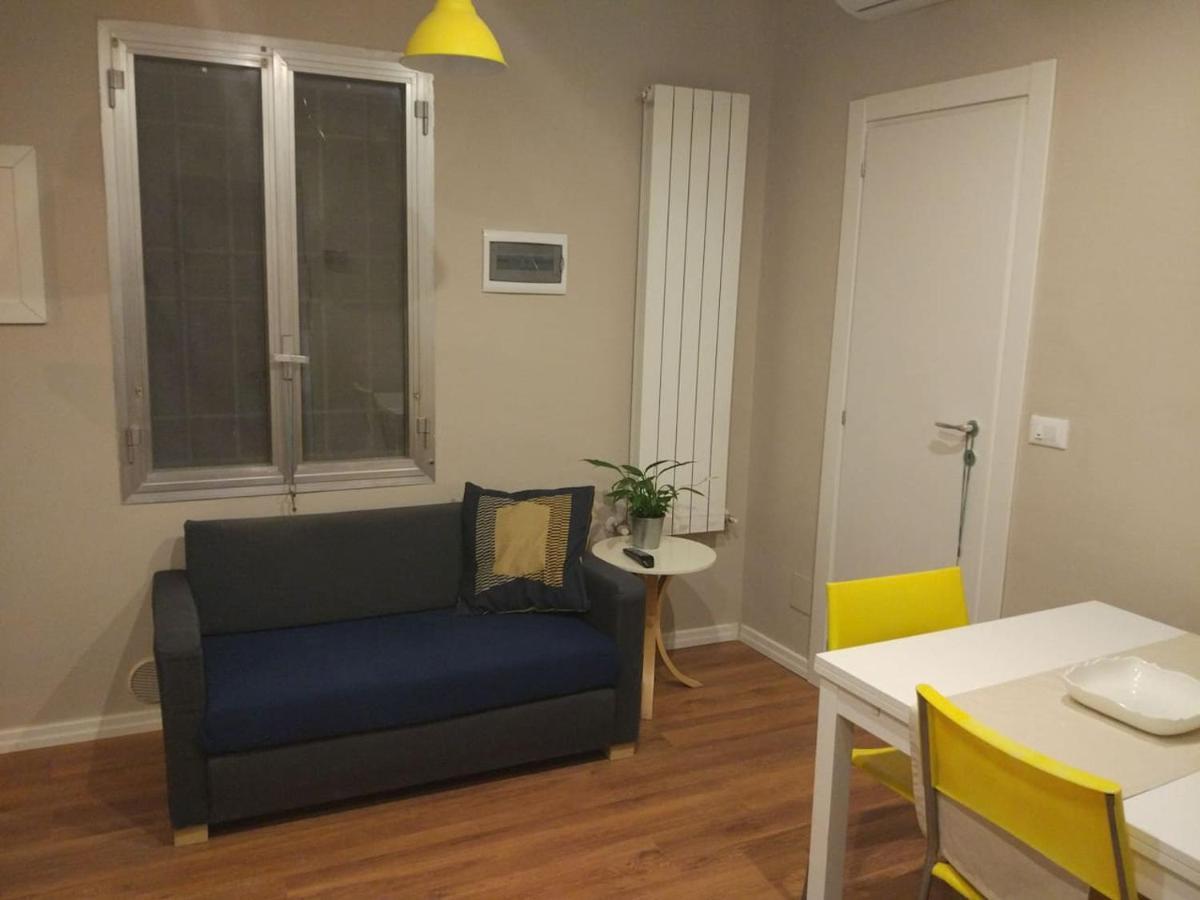 Intero bilocale da Antonio - free Wi-Fi Appartamento Bologna Esterno foto