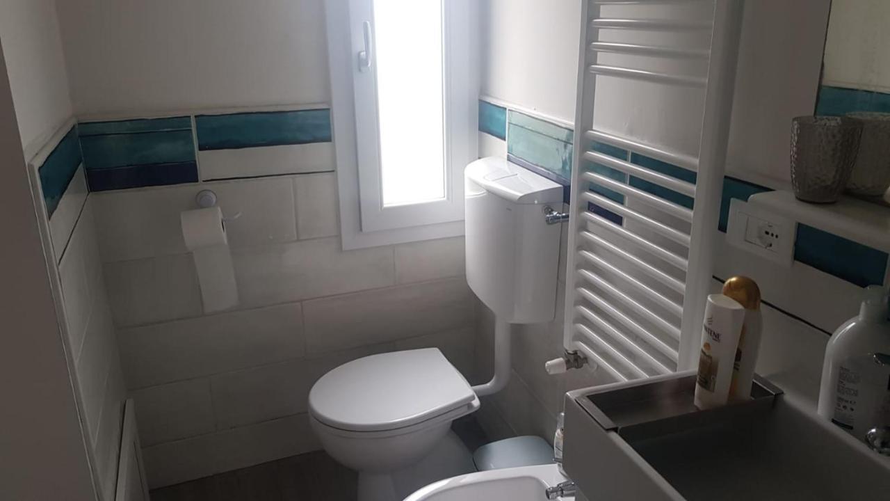 Intero bilocale da Antonio - free Wi-Fi Appartamento Bologna Esterno foto